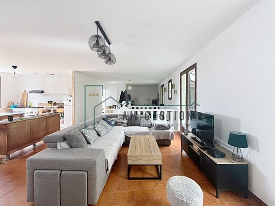 Location Maison 5 pièces 130m² - Photo 1