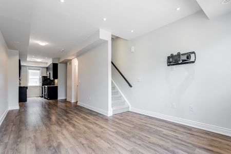 For Lease - 380 Hopewell Avenue Unit# 224, Toronto, Ontario - Photo 2