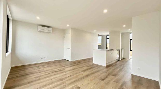 2 Bedroom Town house in Sydenham - Photo 1