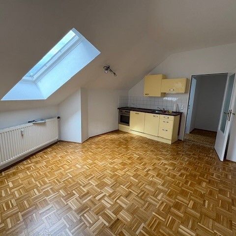 Garconniere im ehem. Hotel Viktoria - Foto 1