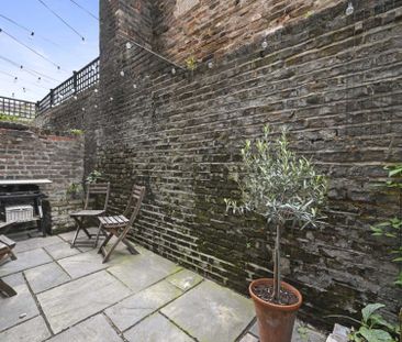 Price £430 pw - Available 01/11/2025 - Part Furnished - Photo 3