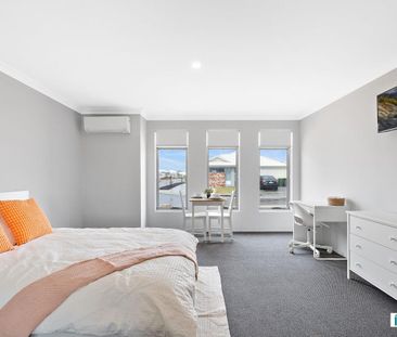 Contemporary, Private Ensuite Room in Golden Bay, WA - $330 per wee... - Photo 6