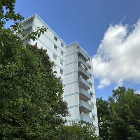 Familienwohnung mit 3 Zimmern und Balkon in ländlicher Umgebung - Photo 1