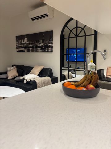 South Melbourne - Photo 3