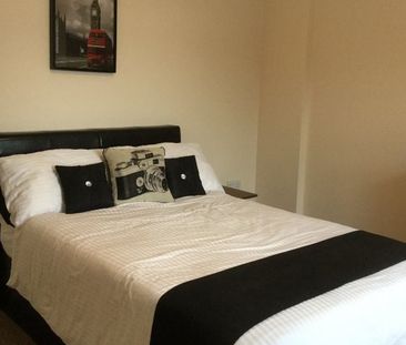 Granton Avenue 4 - Photo 4