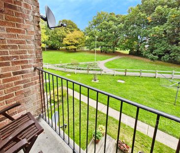 2 bedroom apartment to rent Bracken Crescent, Bishopstoke, SO50 - Photo 2