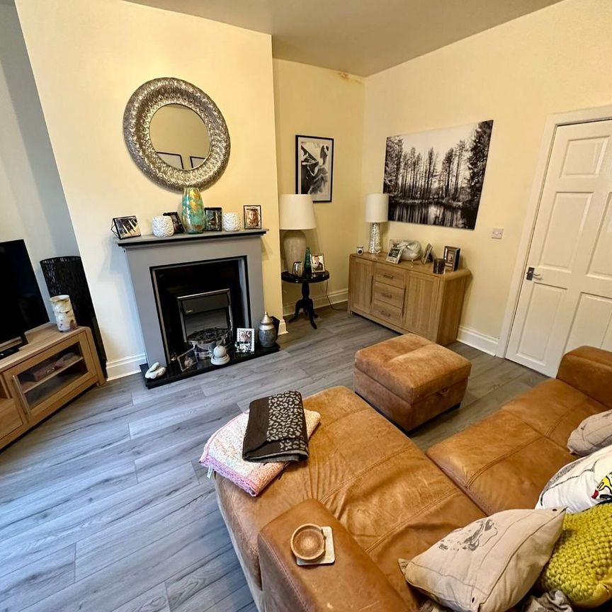 Windsor Street, Burnley - Photo 1