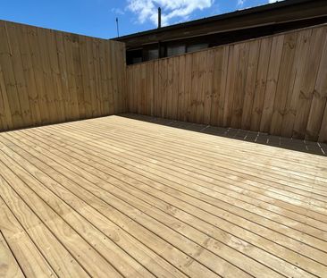 Beautiful Modern Family Home in a Prime Howick Location - Photo 6