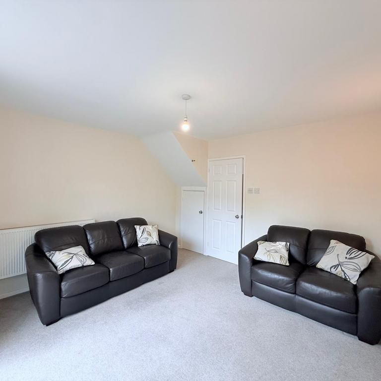 2 bedroom house to rent - Photo 1