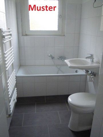 **Junges Paar im Glück mit dieser renovierten 2-Zimmer-Wohnung und Balkon!!** - Foto 3