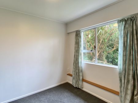 6A Hallewell Crescent, Johnsonville - Photo 2