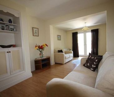 Albert Road, Englefield Green, Egham, Surrey, TW20 0RQ - Photo 1