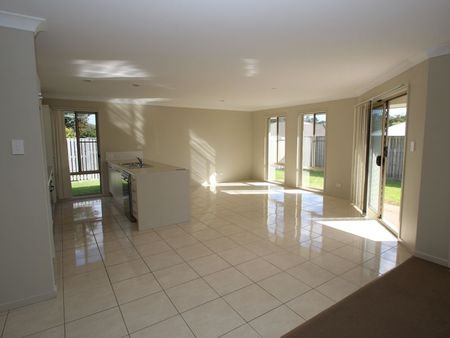 4 Parkhill Avenue, QLD 4655, Wondunna - Photo 5