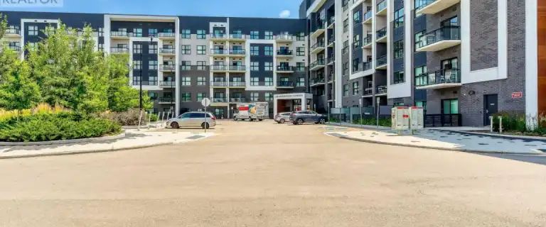 205 - 128 GROVEWOOD COMMON | 205 - 128 GROVEWOOD COMMON, Oakville - Photo 1