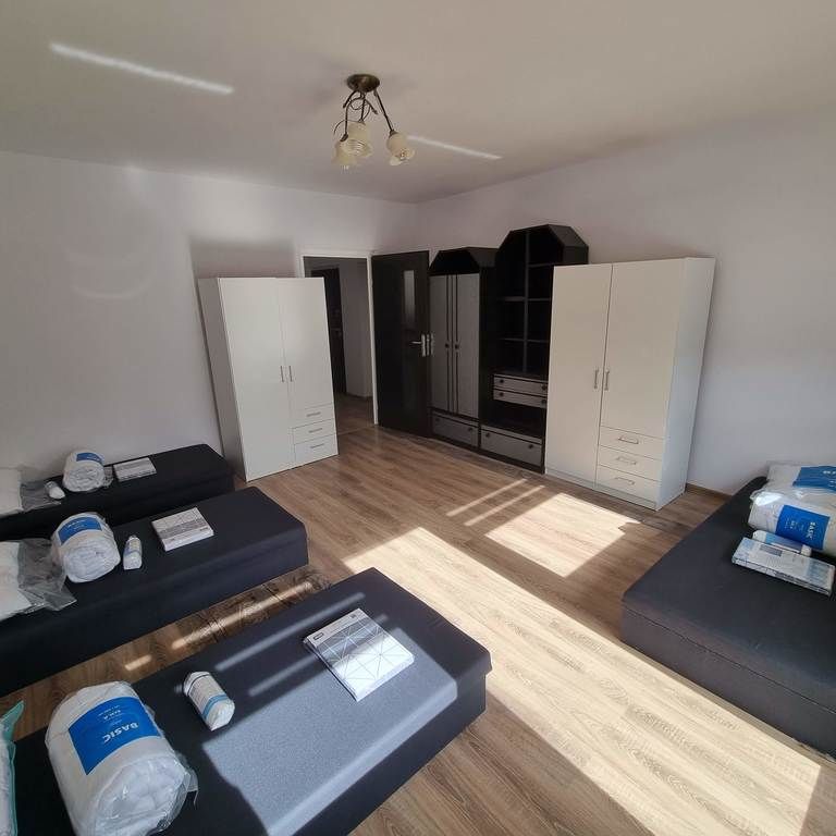 Wynajem-3 pok. mieszkanie z balkonem. - Photo 1