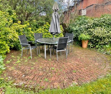 1 bedroom ground floor flat to rent - Photo 4