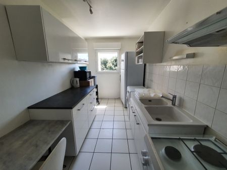 Location Appartement 3 pièces 76m² - Photo 4