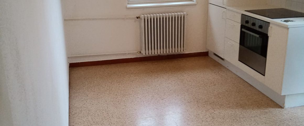 2.5 Zimmer, 2. Stock - Photo 1