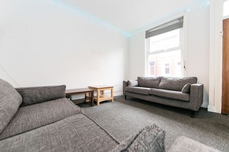 Welton Grove, Hyde Park, Leeds - Photo 5