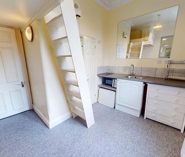 Studio to rent - Photo 3