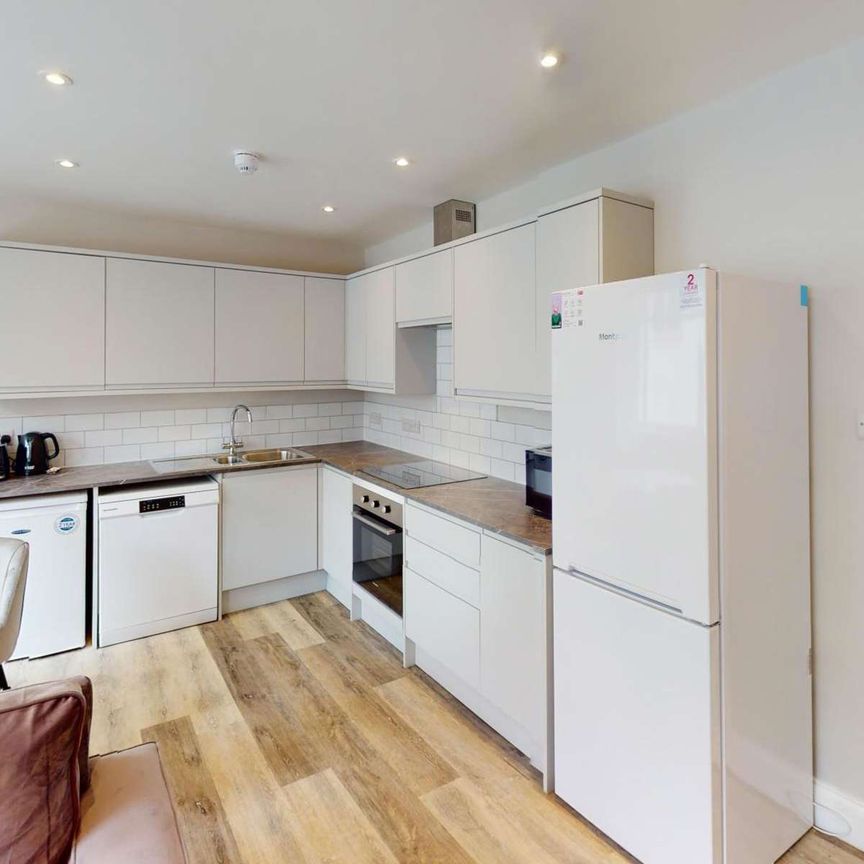 Premium flat share in central Bristol Room 2 - Photo 1