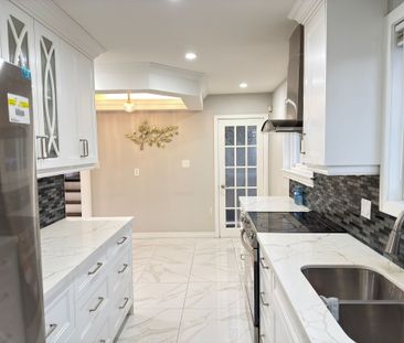 For Lease - 21 Greenwood Crescent, Brampton, Ontario - Photo 3