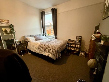 5 bedroom terraced house to rent - Photo 3