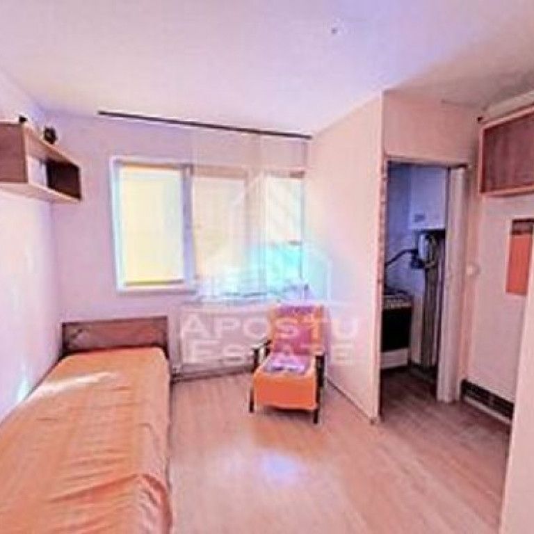 Garsoniera ,centrala proprie , Padurea Verde - Fotografie 1