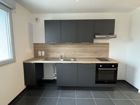 Location Appartement 2 pièces 41m² REIMS 51100 - Photo 4