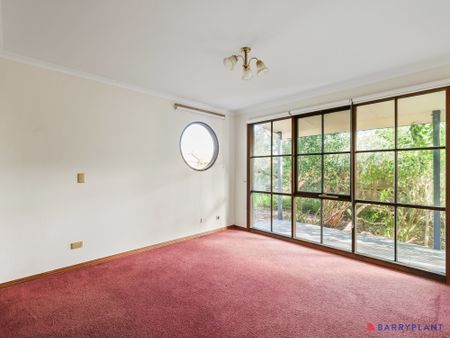 FOUR-BEDROOM HOME - Photo 2