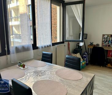 Location Appartement 2 pièces 42m² LILLE 59000 - Photo 3