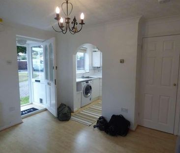 Holly Bank, Langdon Hills, SS16 - Photo 4