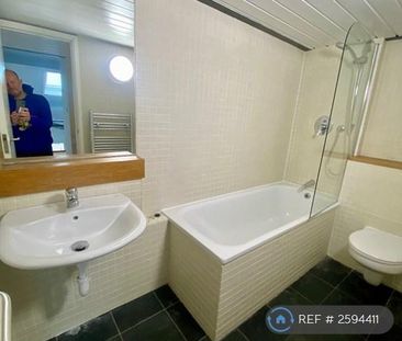 1 bedroom flat to rent - Photo 6