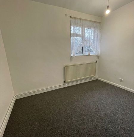 Dunham Close, Bedford - Photo 5
