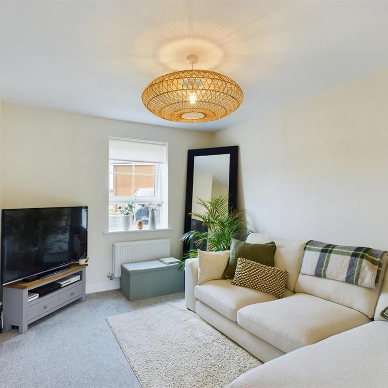 2 bedroom house to rent - Photo 1