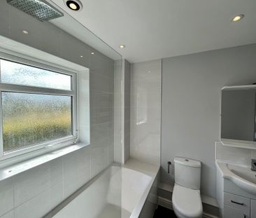 3 bedroom semi-detached house to rent - Photo 6