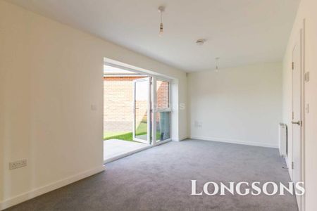 3 bedroom detached house to rent - Photo 2