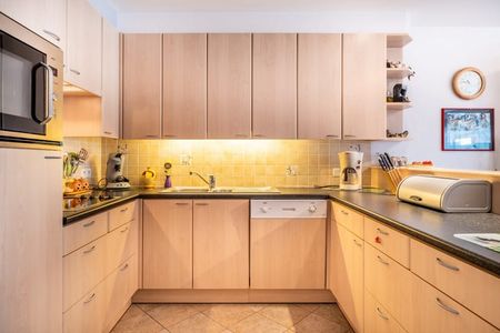 Appartement te huur - Foto 2