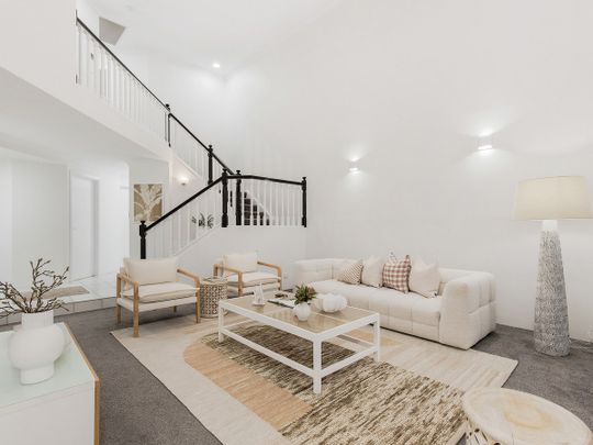 10/24 Ron Penhaligon Way, Robina QLD 4226 - Townhouse For Rent | Domain - Photo 1