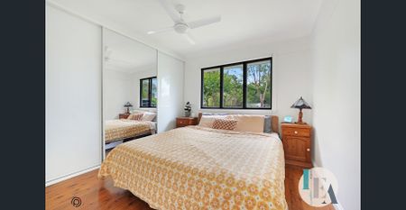 Beautifully Renovated and Full of Charm; Your New Home Awaits! - Photo 2