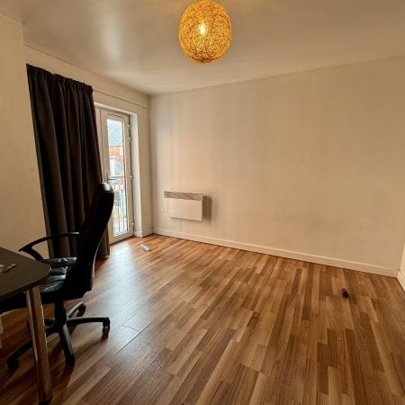 Clyde Court, Leicester, LE1 - Photo 1