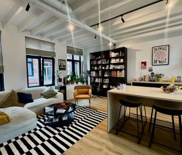 Duplex te huur in Mons voor € 1.100 met 1 slaapkamer - Photo 1