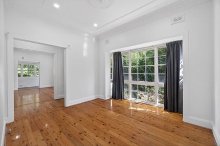 Charming Character Family Home! - Photo 5