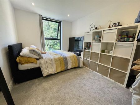2 bedroom apartment to rent - Photo 4