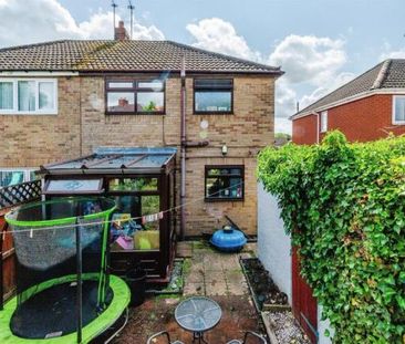 2 bedroom end of terrace house to rent - Photo 4