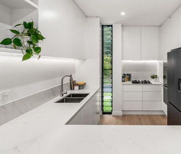 18 Flowerdale Avenue, Merewether, NSW 2291 - Photo 5
