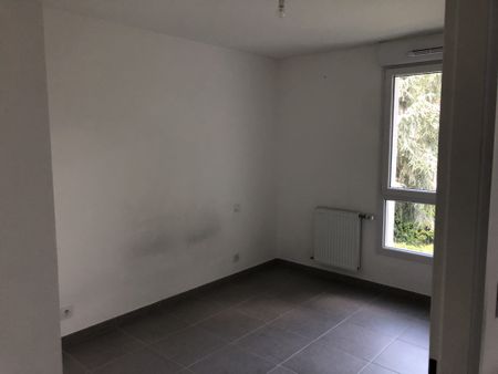 Location Appartement 2 pièce(s) - 42 m² - Photo 2