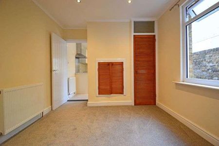 Rock Road, Sittingbourne, ME10 - Photo 2