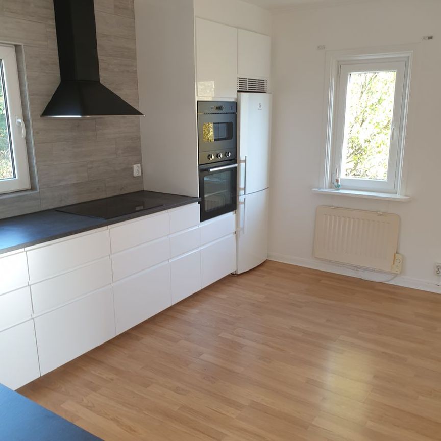 Kapellvägen 10 - Photo 1