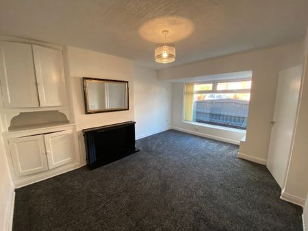 Dodgson Avenue, Leeds - Photo 2